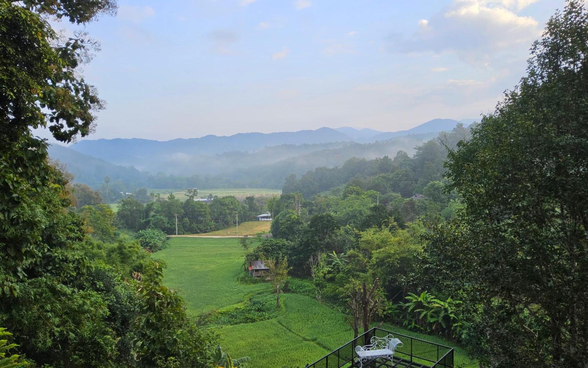 Balmy Hideout Cafe & Homestay Ban Huai Kaeo Экстерьер фото