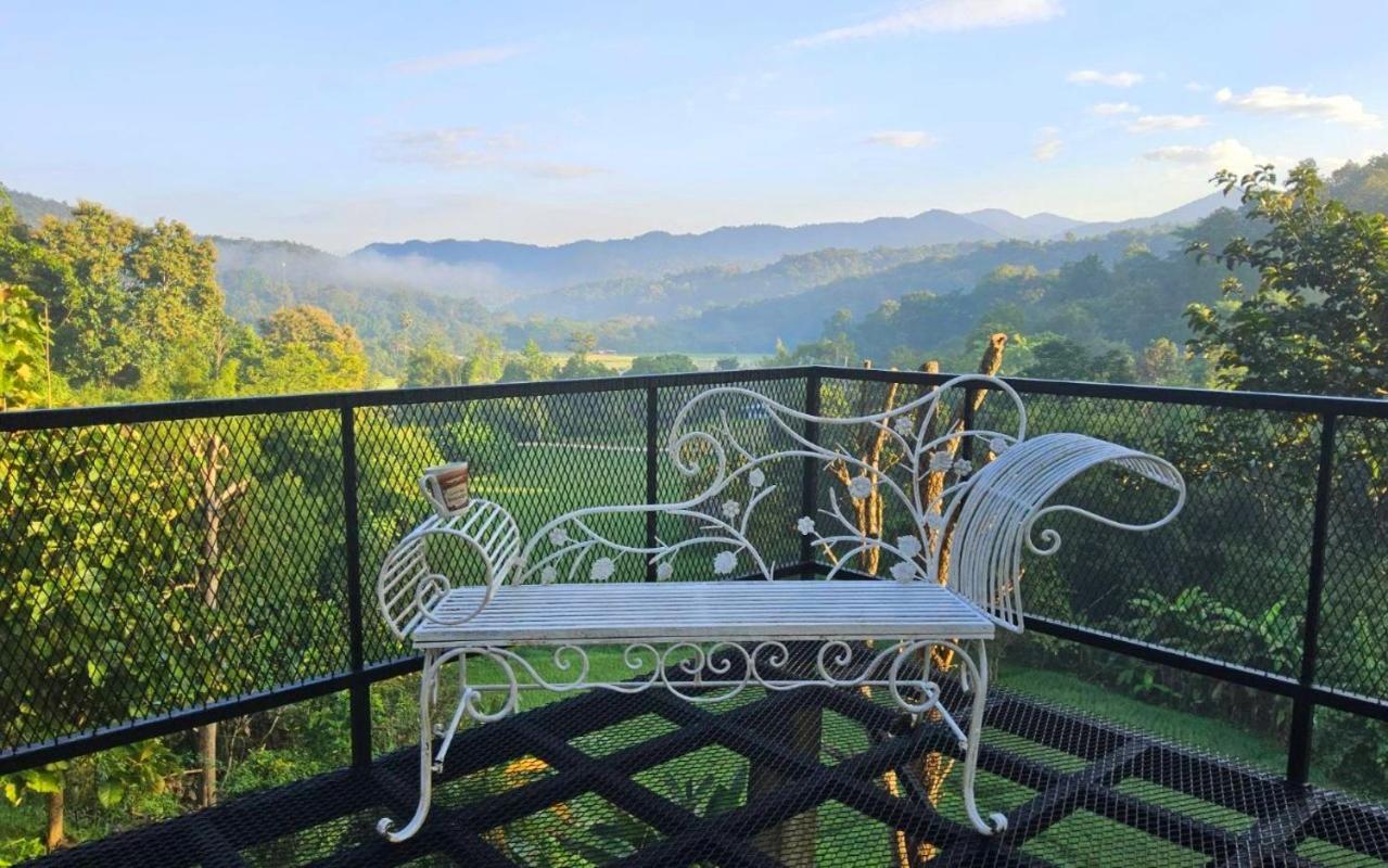 Balmy Hideout Cafe & Homestay Ban Huai Kaeo Экстерьер фото