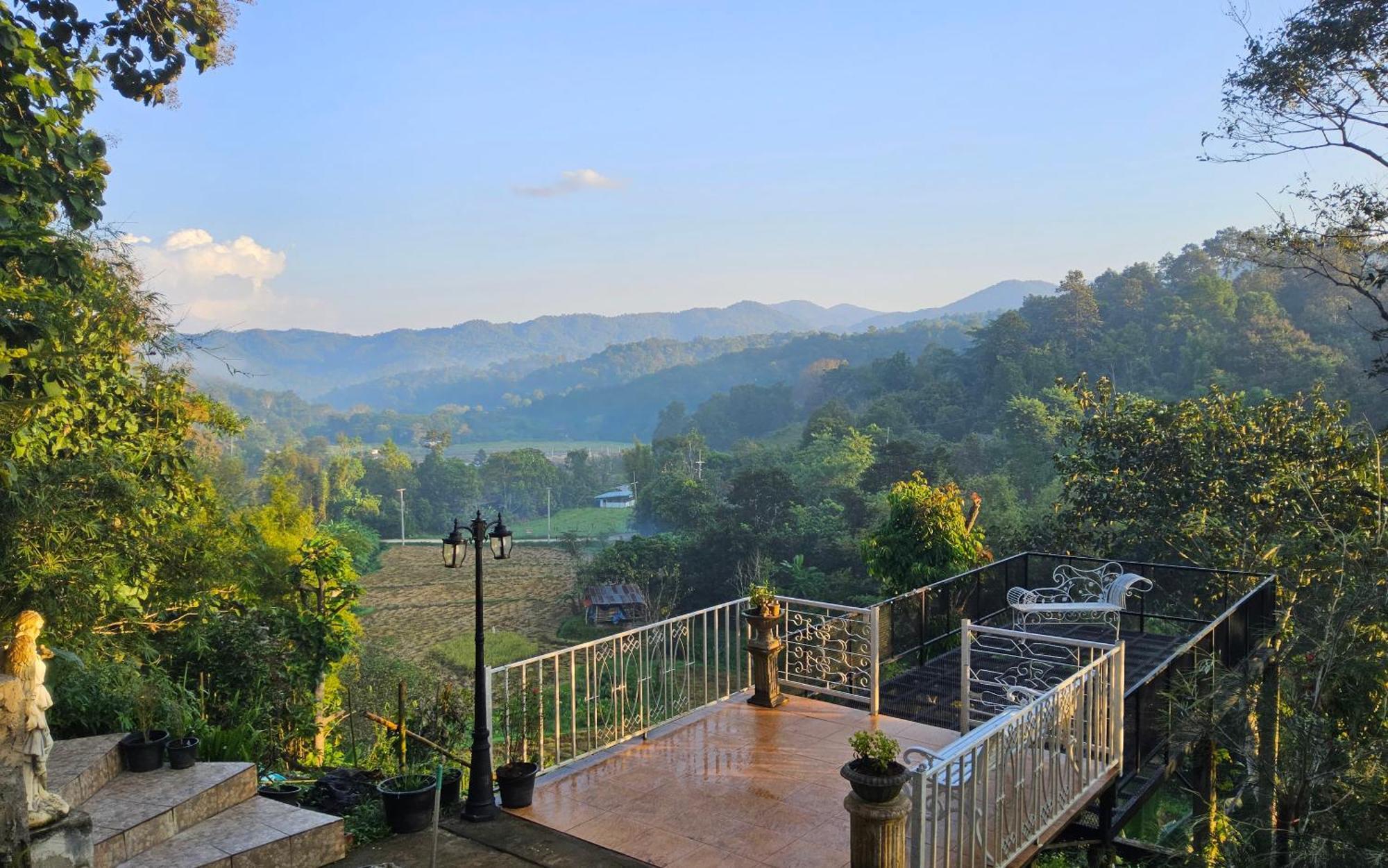 Balmy Hideout Cafe & Homestay Ban Huai Kaeo Экстерьер фото